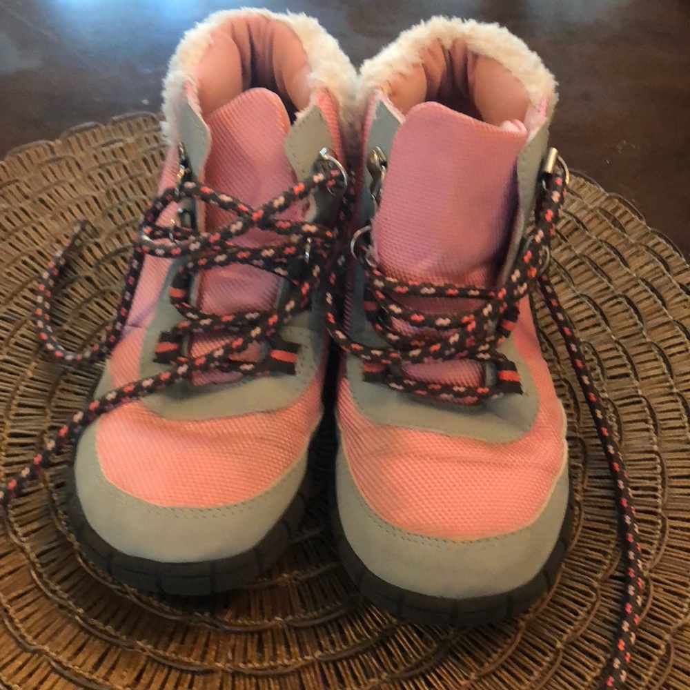 Gymboree kids boots